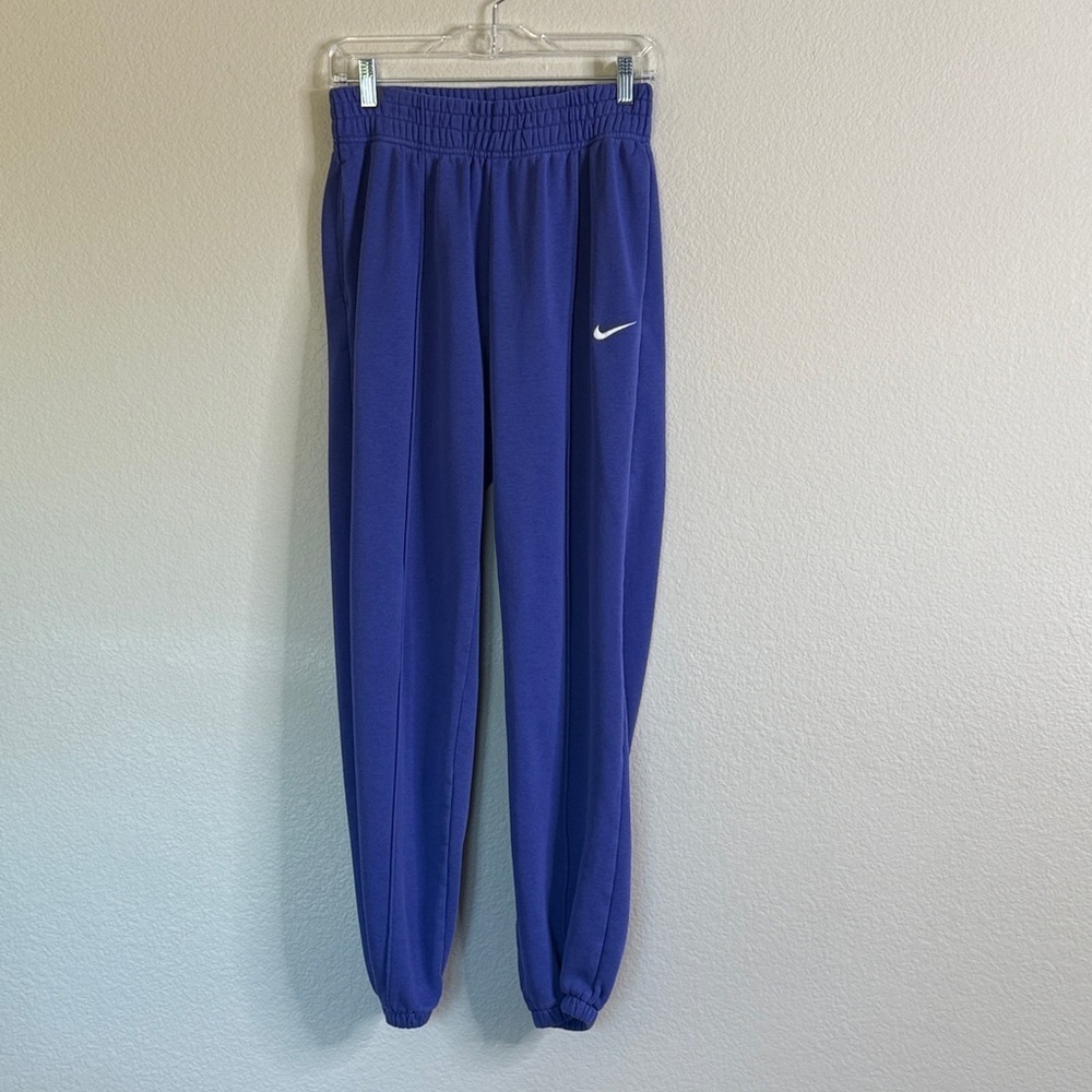 Nike sportswear joggers purple women’s small VGUC